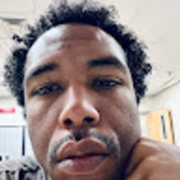 Meet your Posher, Aaleef - Picture 1 of 1